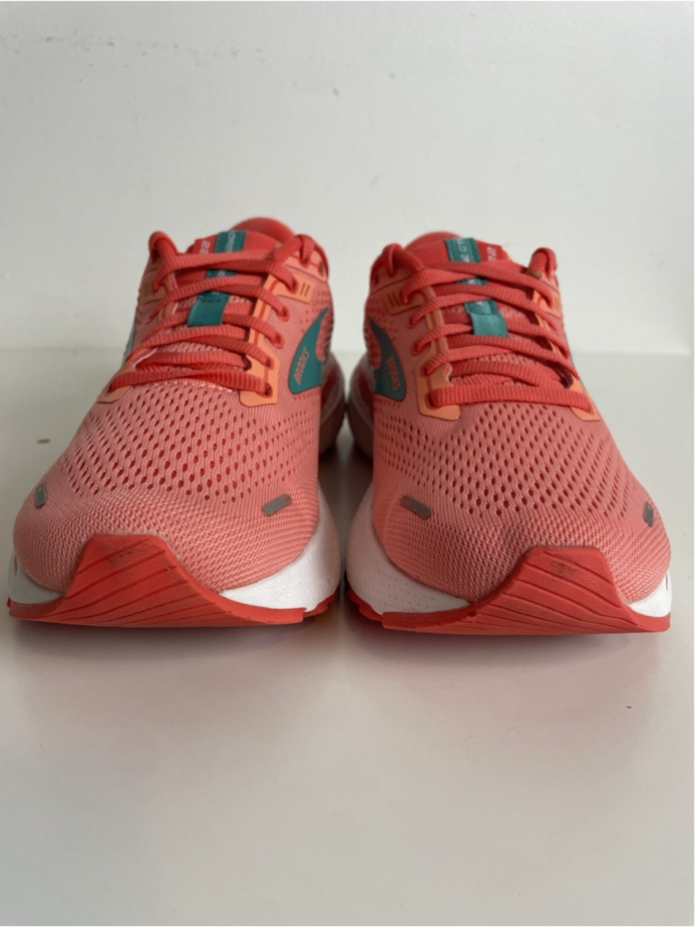 Brooks Adrenaline GTS 22 Running Shoes Womens Size 8.5 Coral Athletic Sneakers - Picture 3 of 14